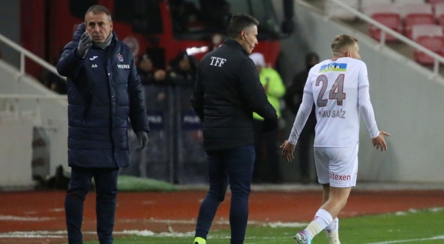 Trabzonspor Teknik Direktörü Avcı ile Sivassporlu Saiz tartıştı