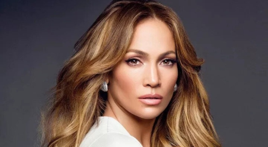 Jennifer Lopez'den hayranlarını sevindiren haber!