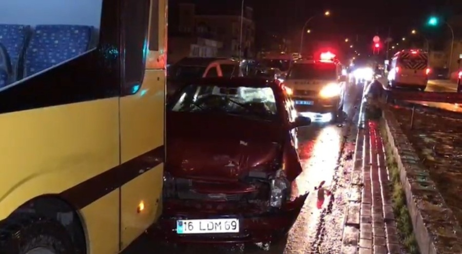 Bursa'da feci kaza! 1 yaralı