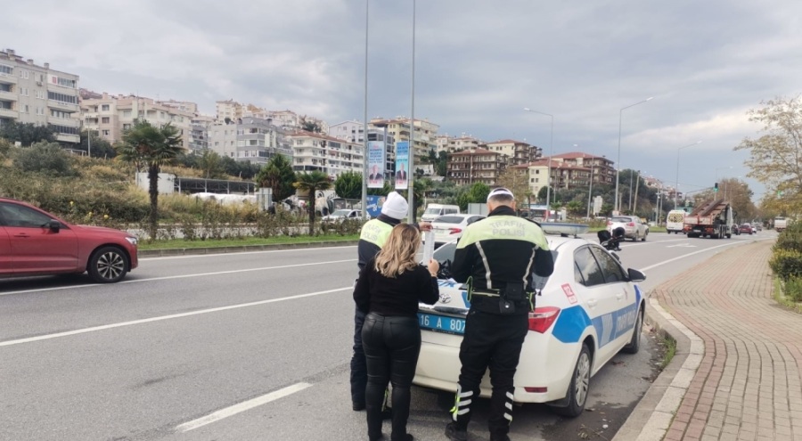 Mudanya'da hız yapan sürücülere ceza yazıldı