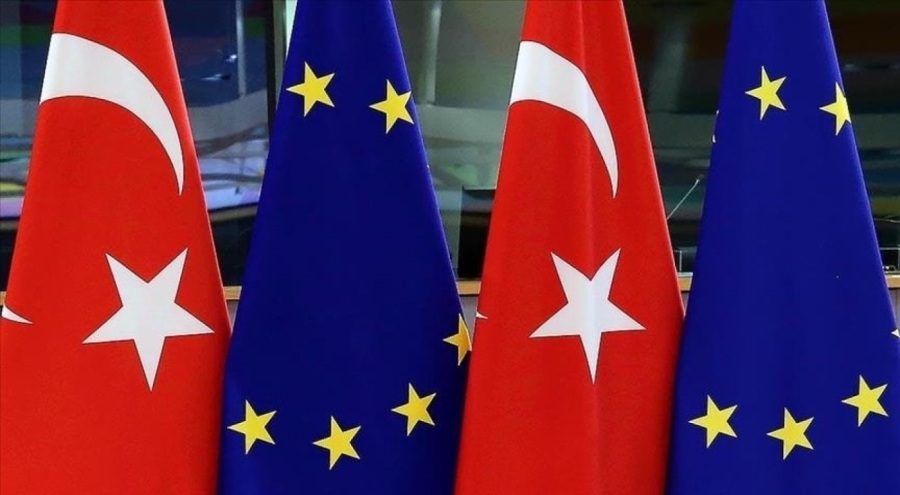 AB Komisyonu'ndan Türkiye ile vize konusunda daha fazla adım atın tavsiyesi geldi