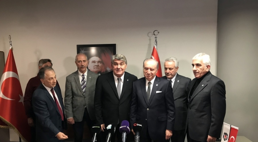 Beşiktaş Başkan Adayı Serdal Adalı, yönetim kurulu listesini teslim etti