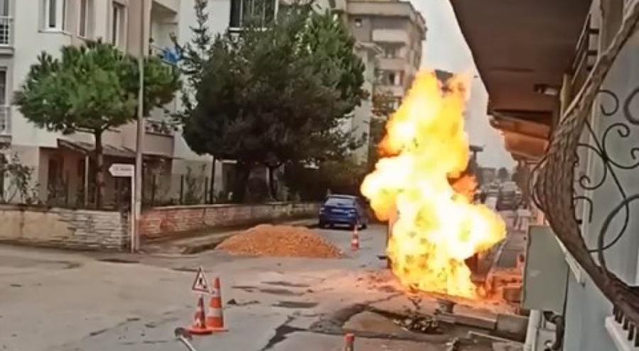 Bursa'da korku dolu anlar! Doğalgaz borusu patladı
