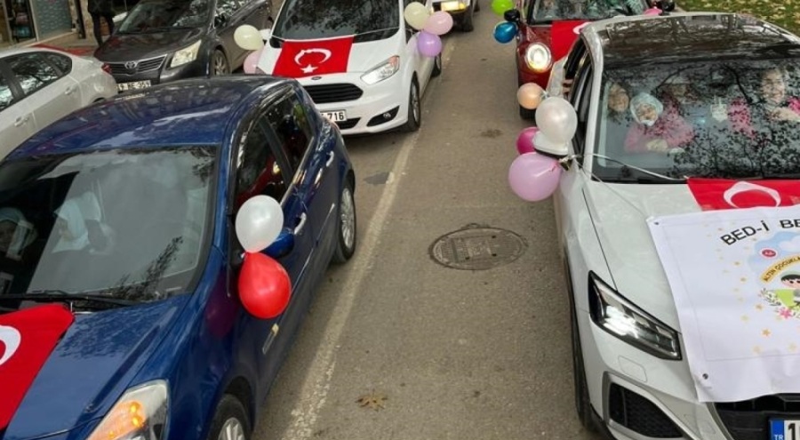 İnegöl'de Kur'an eğitimine başlayan öğrenciler için "Bed-i Besmele" etkinliği düzenlendi