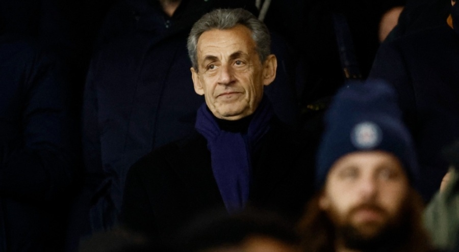 Eski Fransa Cumhurbaşkanı Sarkozy hakkında 1 yıl hapis cezası istendi