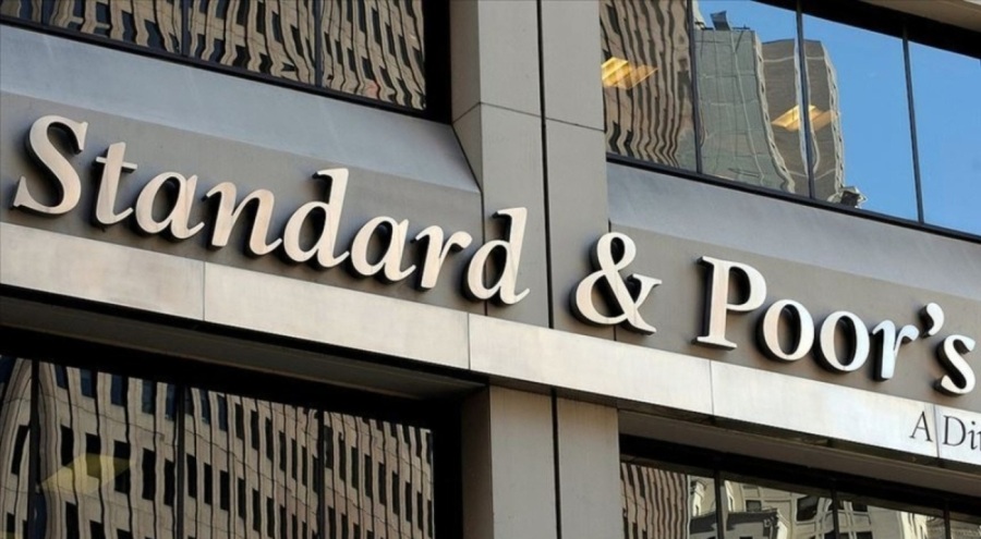 S&P, Fransa ekonomisinin kredi notu görünümünü negatif olarak belirledi