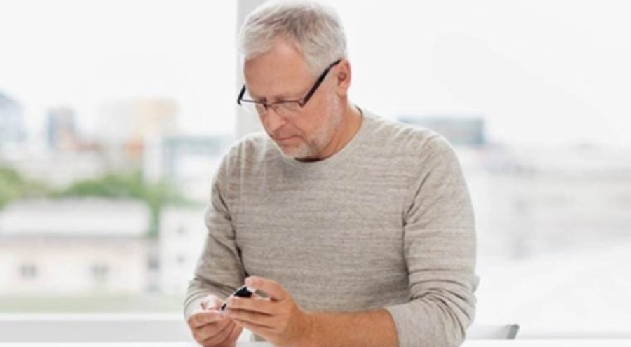 Uzmandan uyarı: Bulanık görme şikayetinizin sebebi 'şeker' olabilir