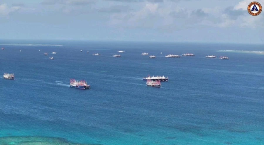 Filipinler'in yakınında 135'ten fazla Çin gemisi gerilime yol açtı!