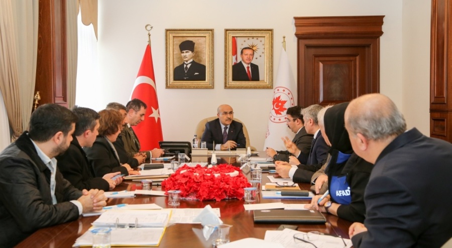 Bursa Valisi Mahmut Demirtaş: Herhangi bir olumsuzluk yok