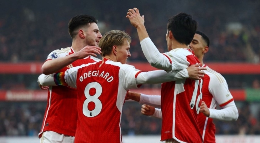 Premier Lig'de şampiyonluk yarışı kızıştı