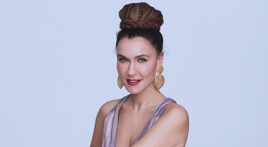 Şevval Sam yıllara meydan okuyor!