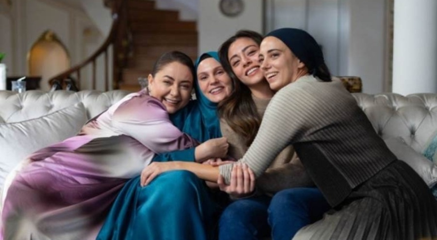 'Kızılcık Şerbeti'nin yapımcısından 'Farah Zeynep Abdullah' açıklaması geldi