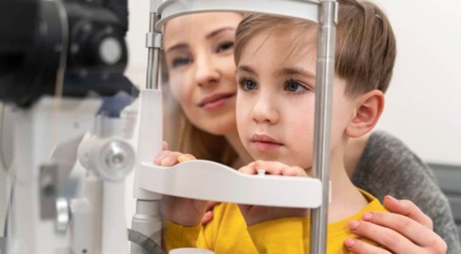 Uzmanı duyurdu: Çocuklar şikayeti olmasa dahi düzenli göz muayenesi olmalı!