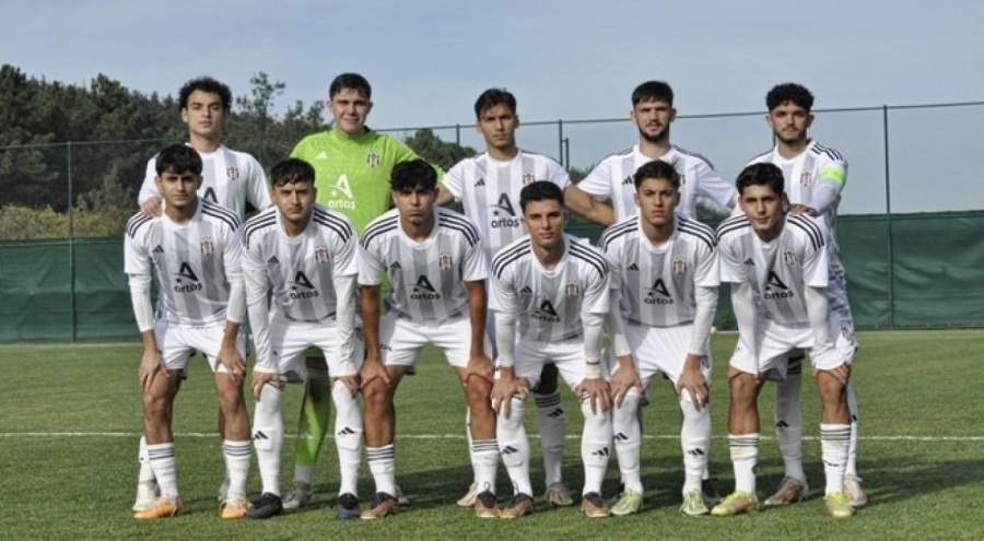 Beşiktaş'ta ilk imzalar atıldı