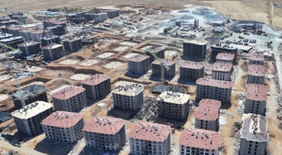 Deprem bölgesinde 22 bin 467 konutun temeli atıldı