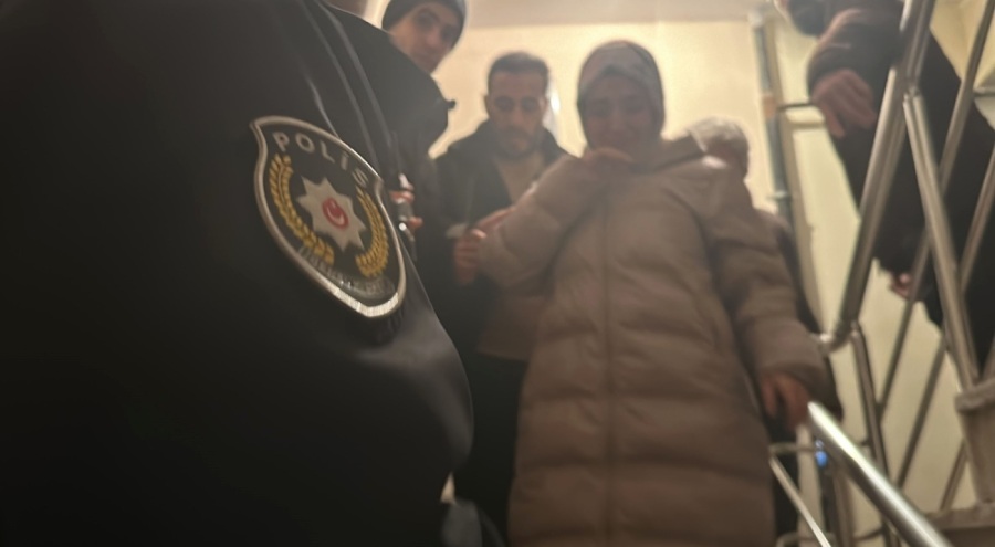 Sağlıkçıları rehin alan şizofreni hastası, intihara teşebbüs etti