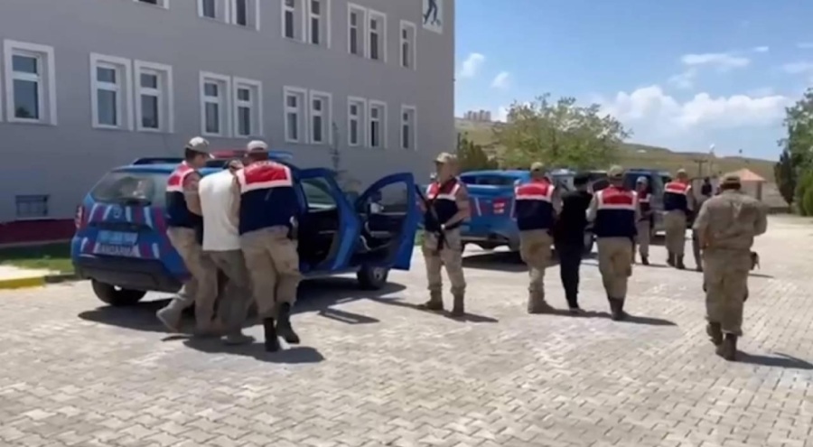 33 göçmen kaçakçılığı organizatörü yakalandı