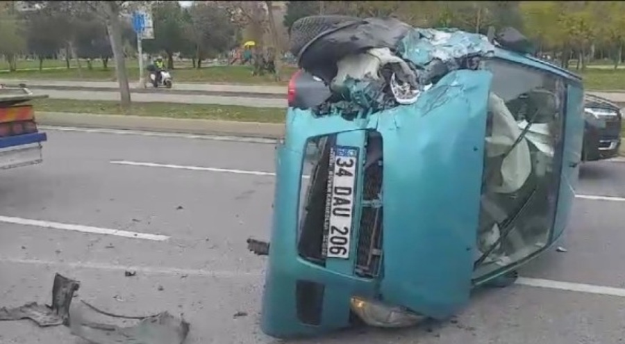 Kaza yapan araç takla atarak durabildi