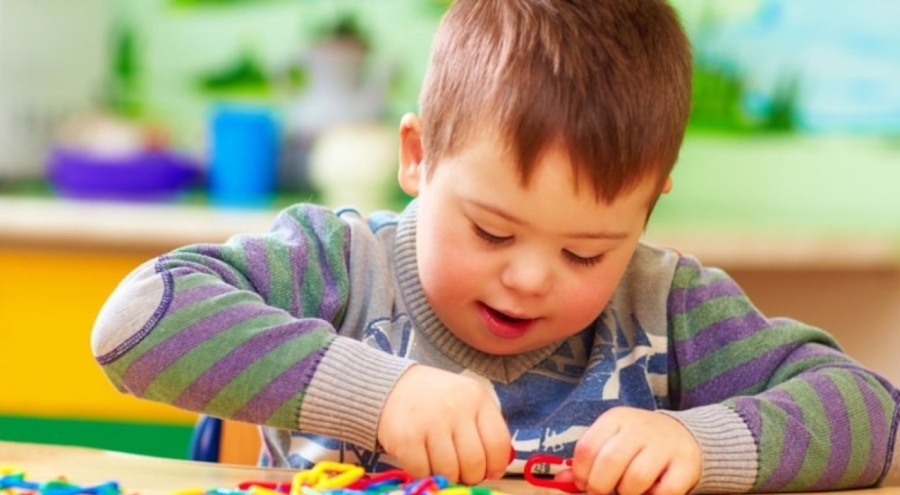 Bilim insanlarından otizmi "tersine çeviren" tedavi geldi!