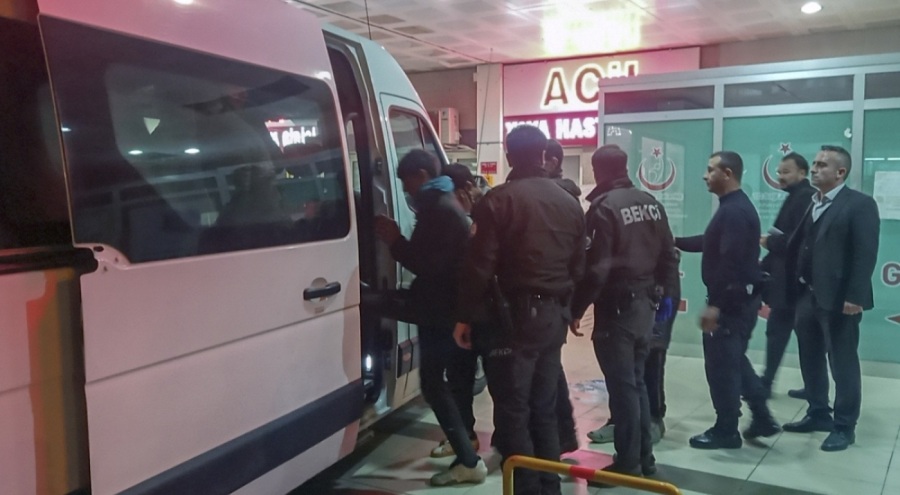 Amasya'da hastaneden kaçan iki kaçak göçmeni polis yakaladı
