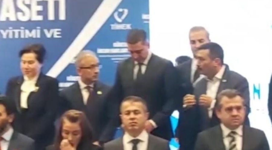 Bursa Milletvekili Türkoğlu'ndan Bakan Tunç'a: Bölgeye bir parlamento üyesini bile neden gönderemedik?