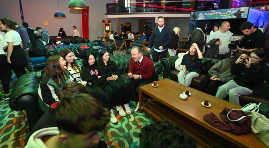 Bursa'da Liseler Arası Bowling Etkinliği düzenlendi