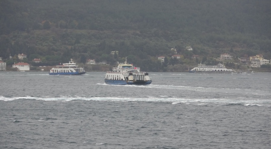 Bozcaada ve Gökçeada'nın tüm feribot seferlerine iptal kararı!