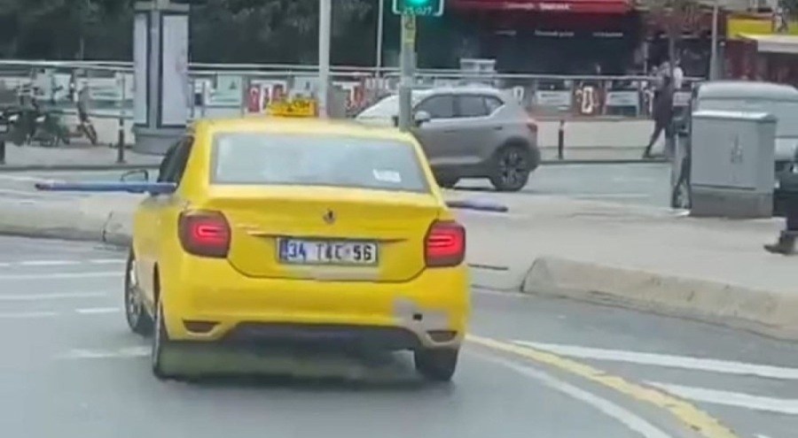 Tehlikeli yolculuk! Metrelerce uzunlukta boru taşıdı