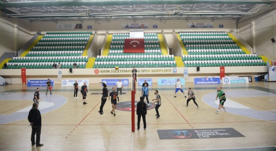 Yıldırım'da geleneksel birimler arası voleybol turnuvası sona erdi