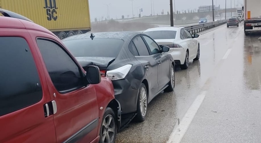 Bursa İnegöl'de iki ayrı zincirleme kaza