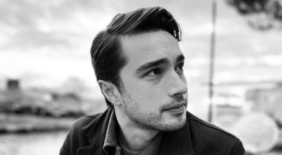 Oyuncu Burak Dakak kaza geçirdi! Hastaneye kaldırıldı