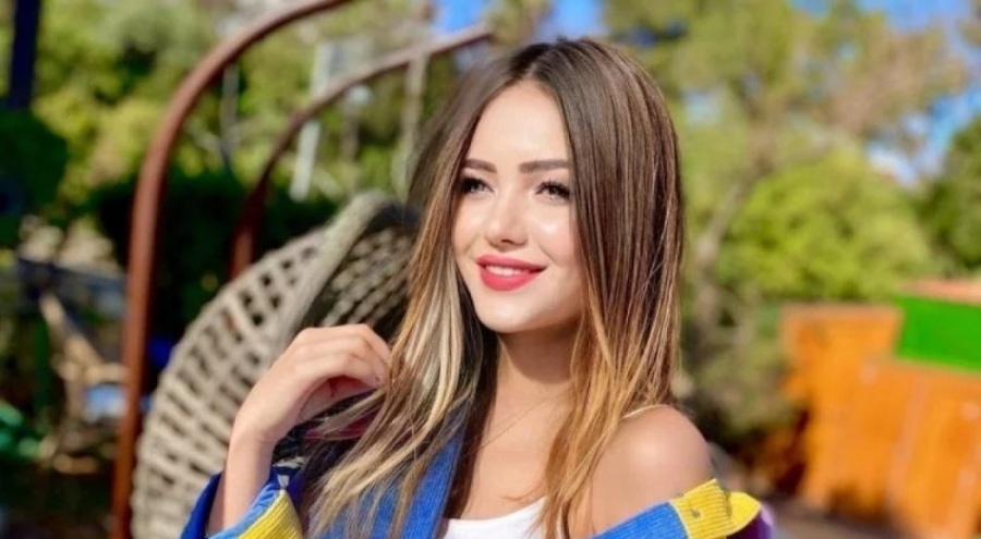 Fenomen Kübra Aykut kendiyle evlendi!