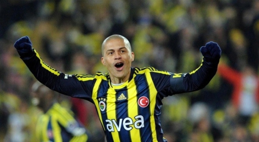 Alex de Souza'dan Fenerbahçe'ye destek