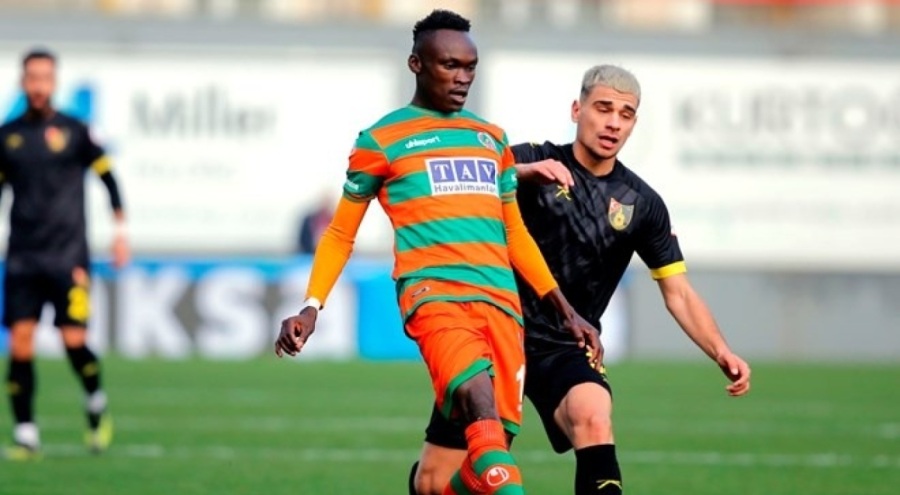 Alanyaspor, İstanbulspor'u tek golle mağlup etti