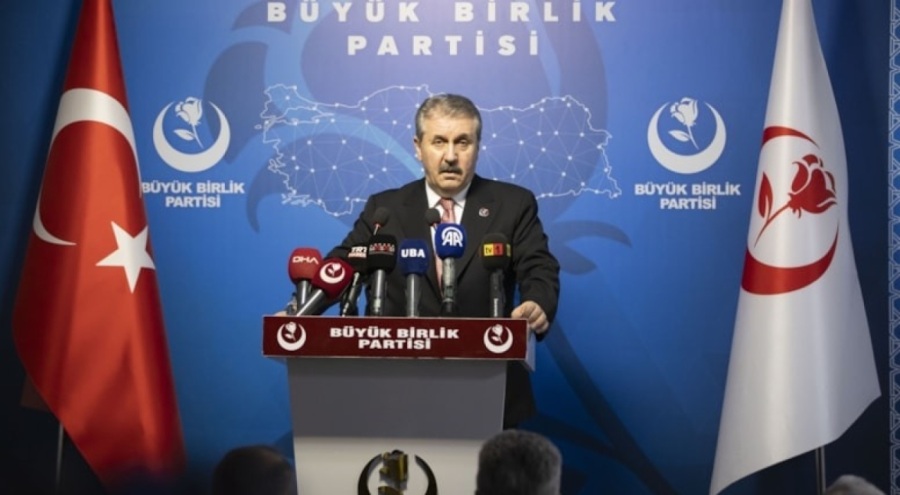 Destici, partisinin asgari ücret teklifini duyurdu