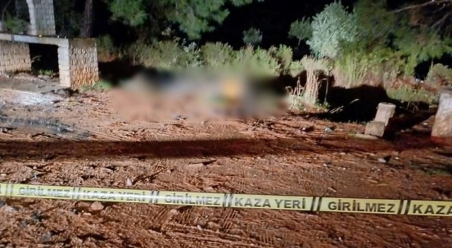 Eşinden boşanan adam kendini yakarak intihar etti