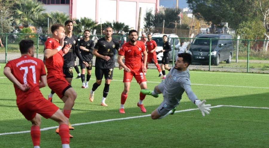 Nilüfer Belediye Futbol Spor Kulübü,  Burhaniye Belediyespor'u yendi
