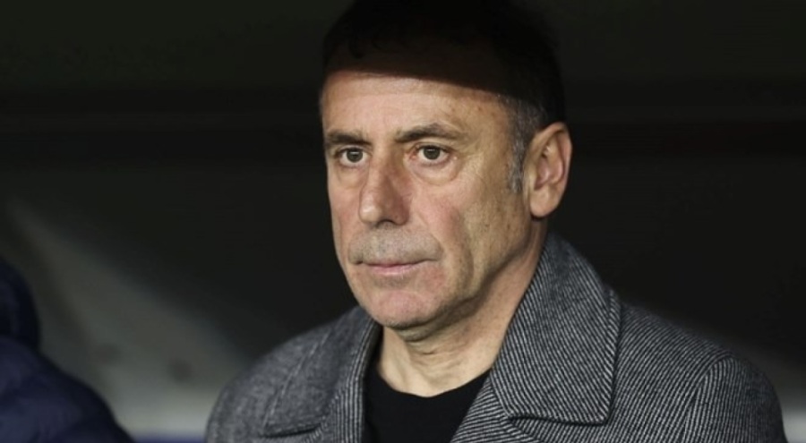 Abdullah Avcı'dan Trabzonspor'un deplasmanda kötü gidişatına müdahale