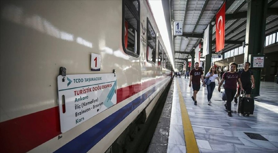 Turistik Doğu Ekspresi bugün seferlerine başladı