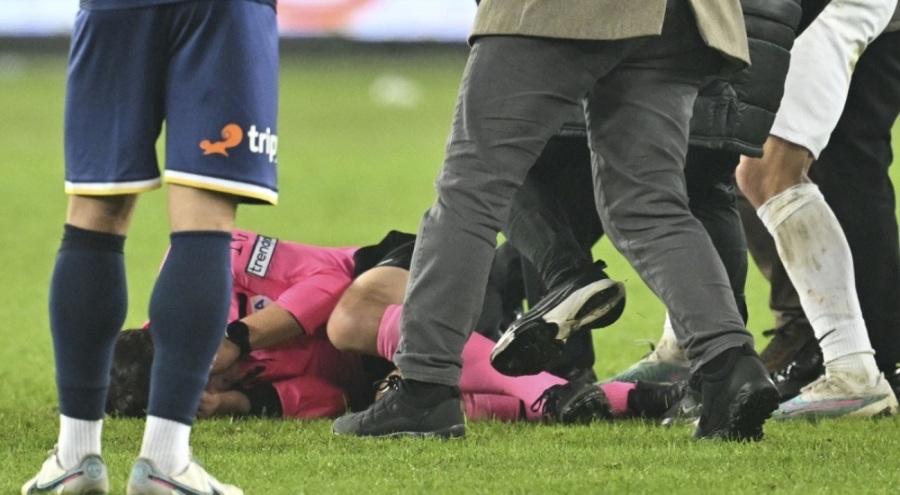 Futbol camiasından hakem Halil Umut Meler'e yönelik saldırıya tepki