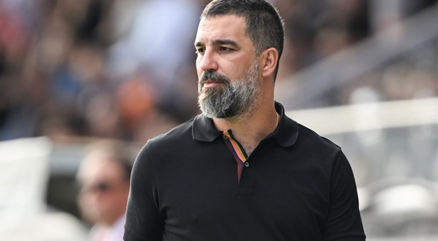 Arda Turan'dan, Halil Umut Meler'e geçmiş olsun mesajı