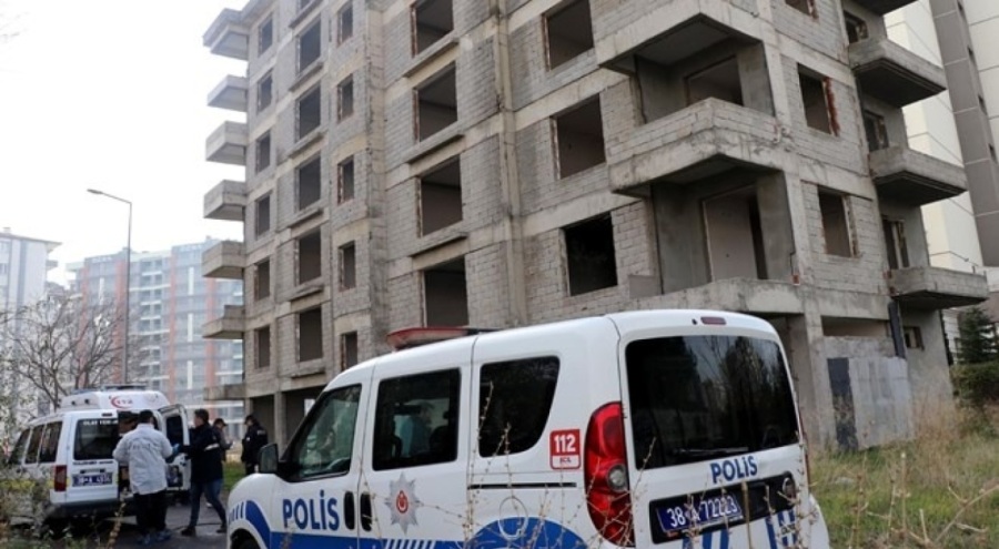 13 yaşındaki çocuk, 12 yaşındaki arkadaşını bıçaklayarak öldürdü