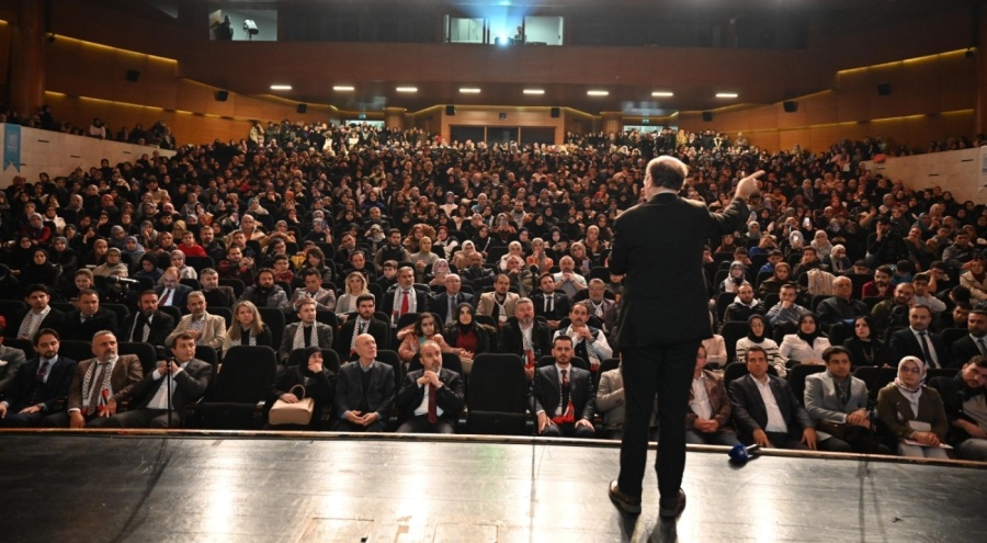 Bursa'da, Filistin meselesi 'Gün Doğmadan' ile anlatıldı