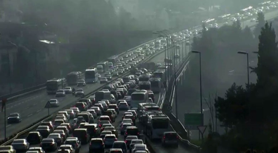 15 Temmuz Şehitler Köprüsü'nde 8 aracın karıştığı feci kaza