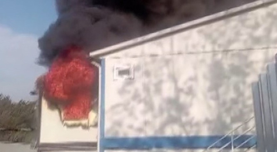 Çekmeköy'de işçilerin kaldığı konteynerde yangın!