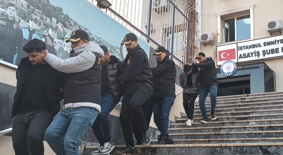 Kredi kullanmak isteyenleri dolandıran şüpheliler yakalandı