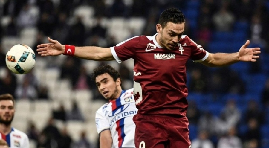 Eski milli futbolcu Mevlüt Erdinç'ten iddia: Eşim bana şantaj yapıyor