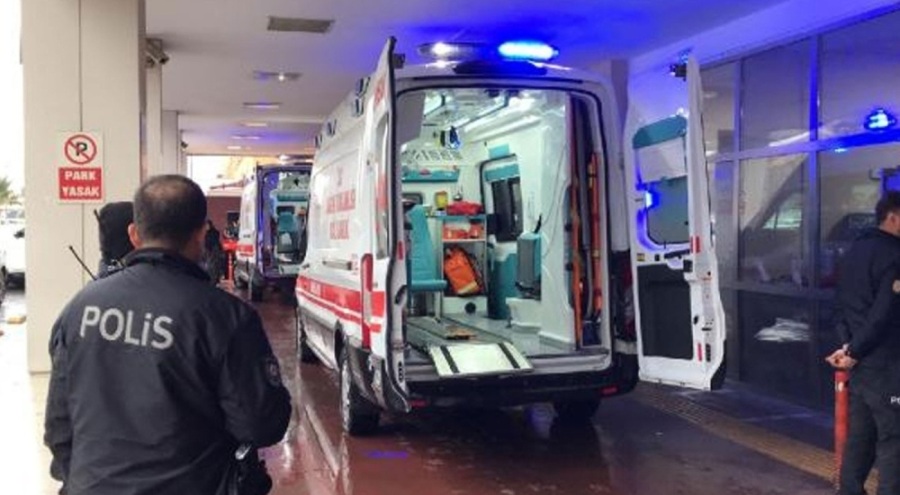 Liselilerin 'yan baktın' kavgası can aldı!