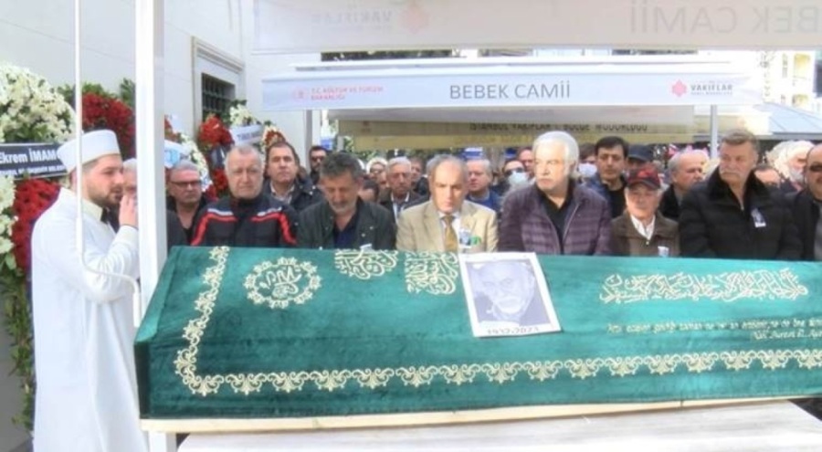 Yeşilçam'ın yönetmeni Yılmaz Atadeniz son yolculuğuna uğurlandı