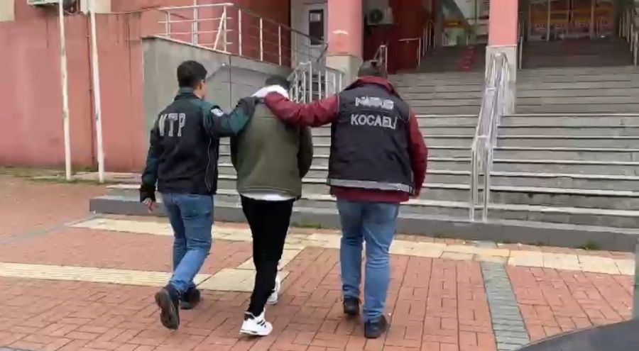 Cipin yakıt deposundan 111 kilo metamfetamin ele geçirildi